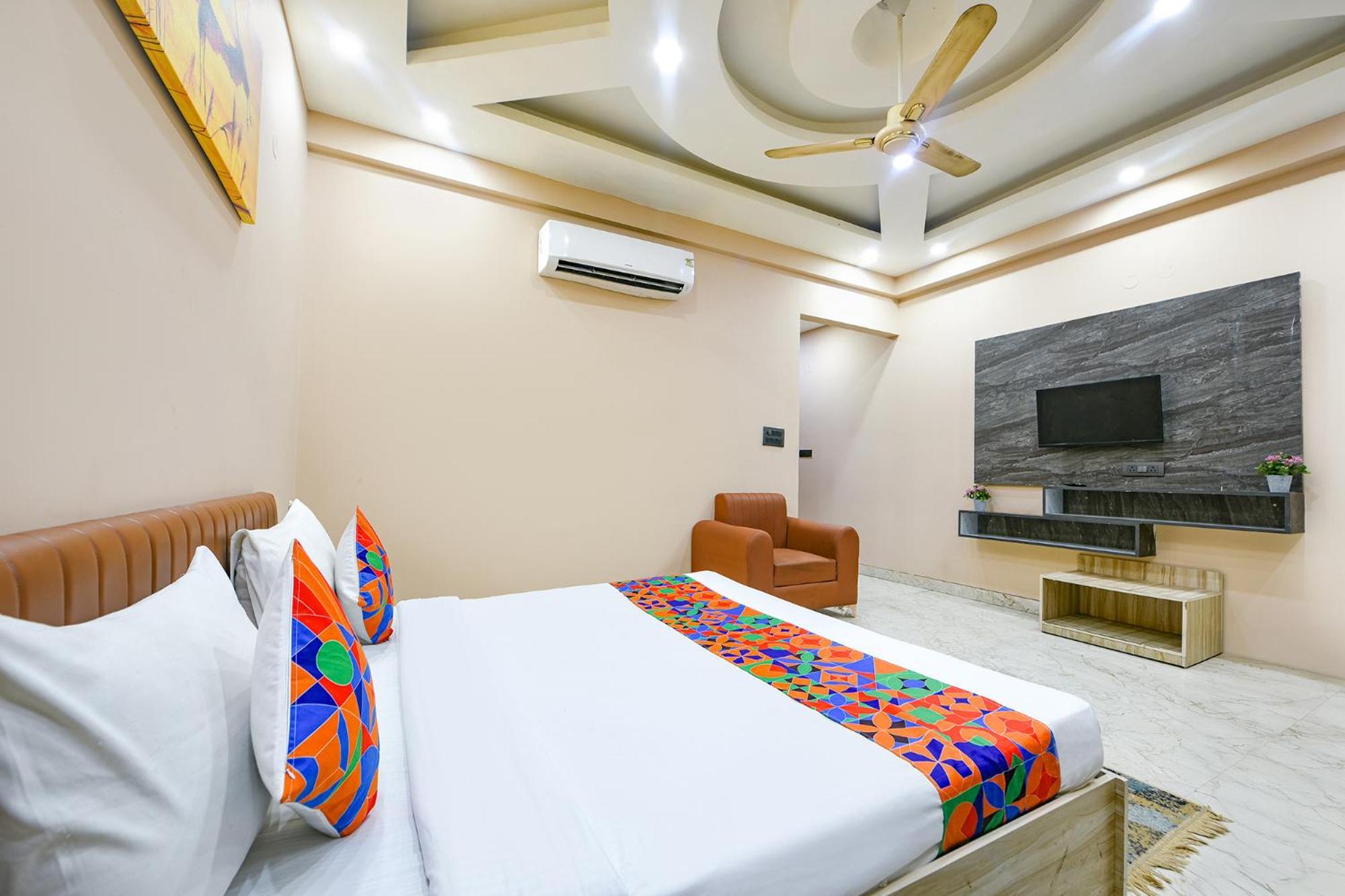 Fabhotel Vibe Noida Exteriér fotografie