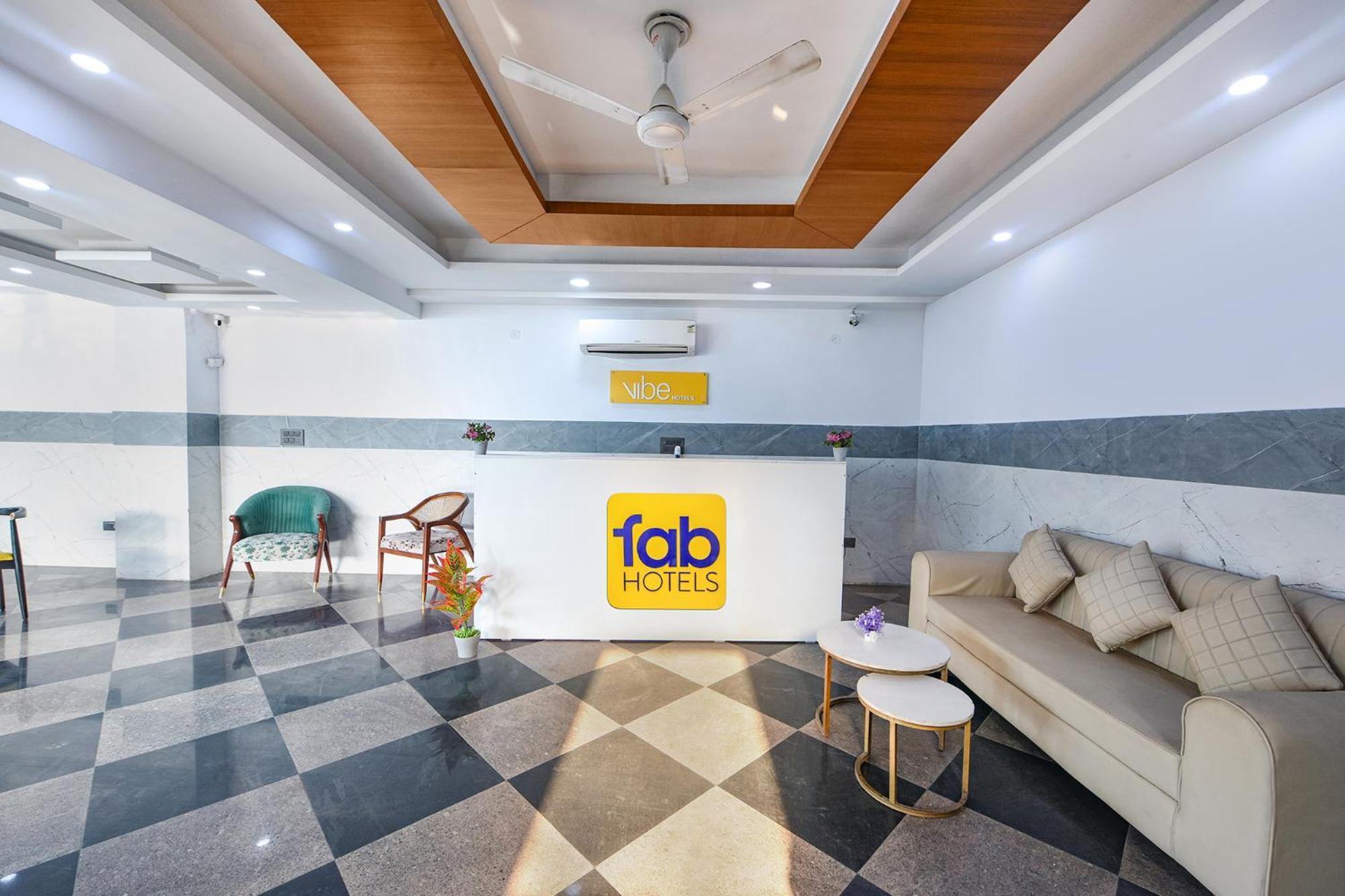 Fabhotel Vibe Noida Exteriér fotografie