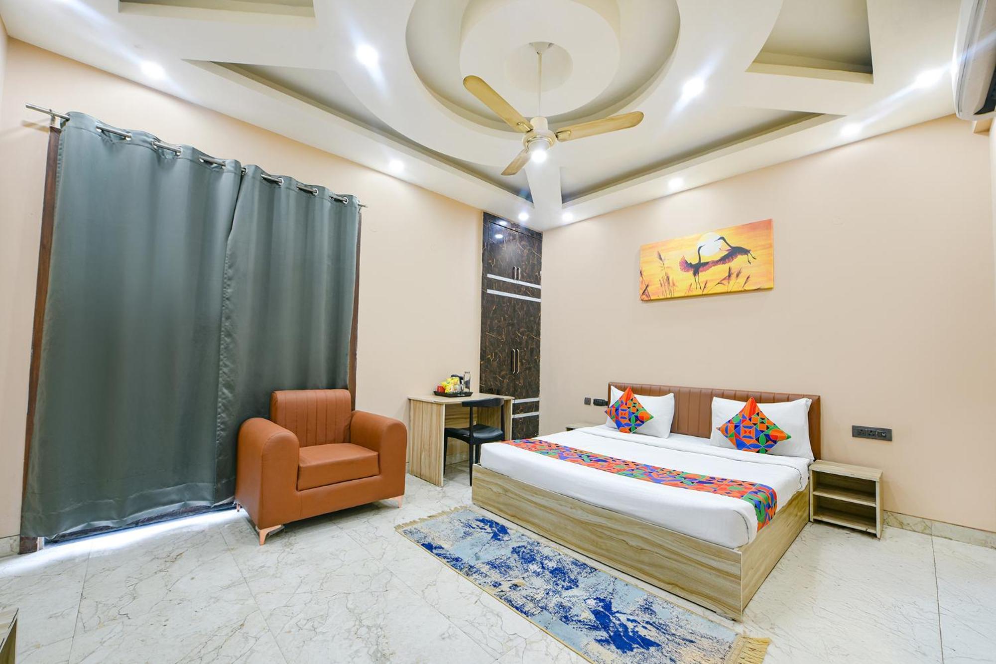Fabhotel Vibe Noida Exteriér fotografie